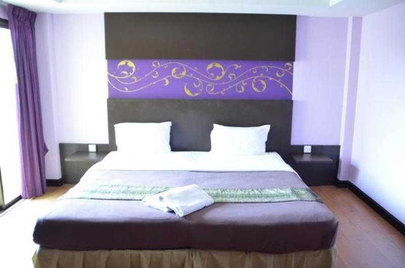 Hotel Baan Chalelarn à HHQ Extérieur photo