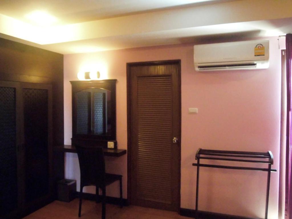 Hotel Baan Chalelarn à HHQ Chambre photo